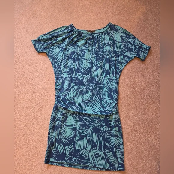 Tommy Bahama Blue and Teal Bloom Dress - Picture 2 of 5